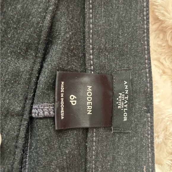 Ann Taylor leggings - Picture 2 of 5